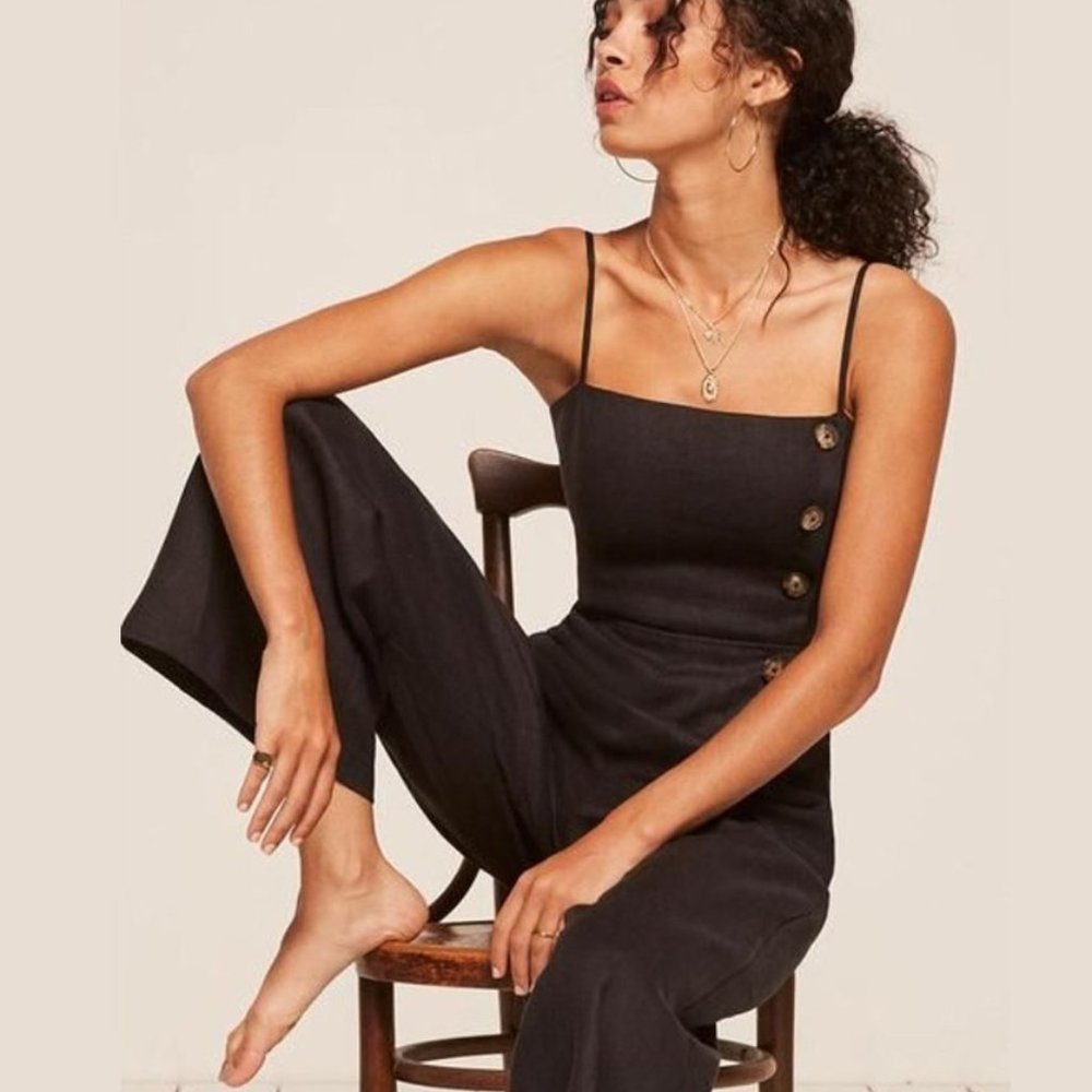 Reformation Jumpsuit with tortoise shell buttons linen size 2